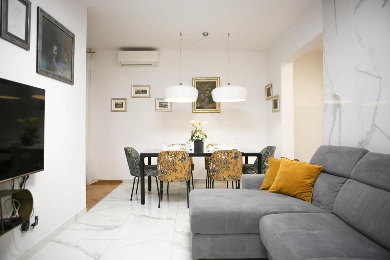New & Luxury Apartment Tony Split Extérieur photo